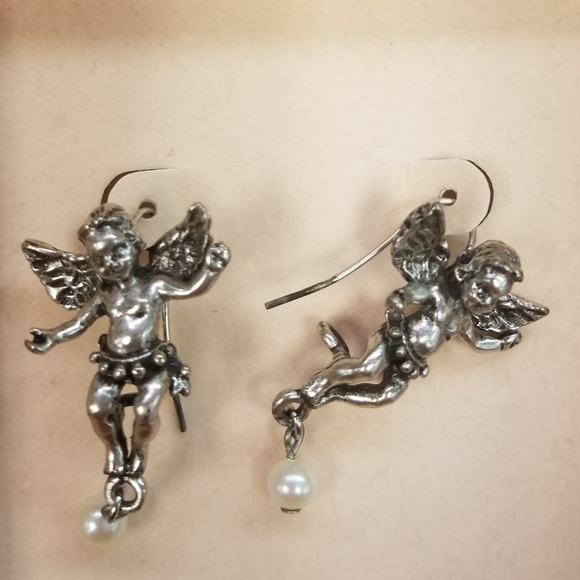 Fairy/Angel Kirks Folly Wire Earring - Picture 3 of 4